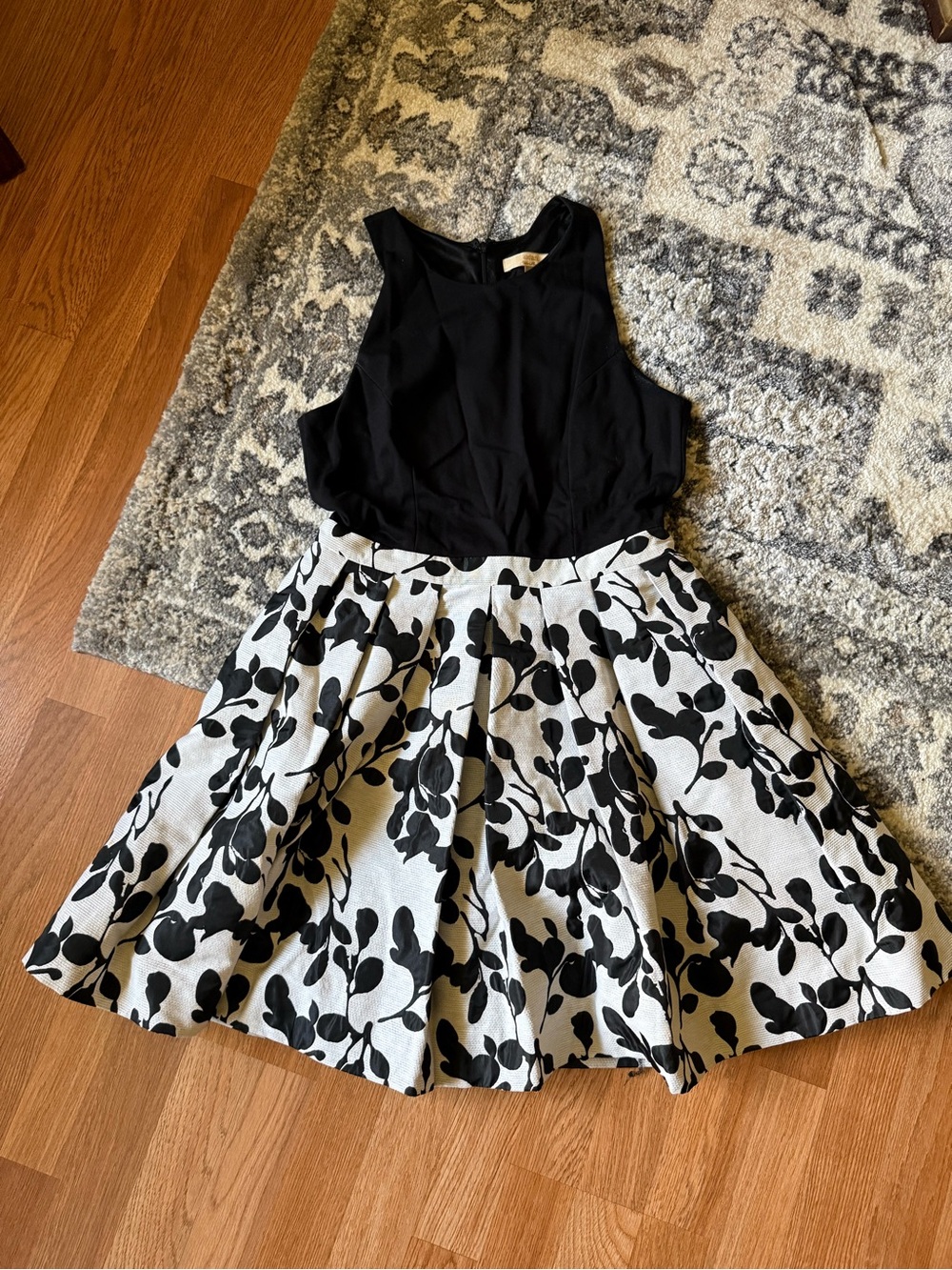 Rarely Worn Aidan Mattox Dress 💞